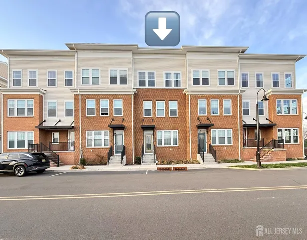 338 South Dr, North Brunswick, NJ 08902