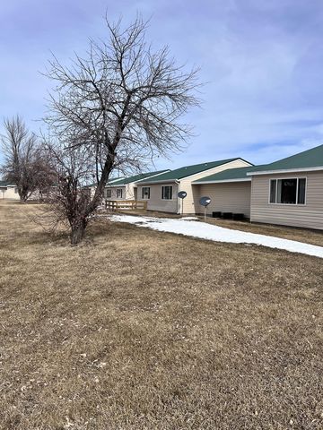 500 Frontage Rd #2W, Elgin, ND 58533