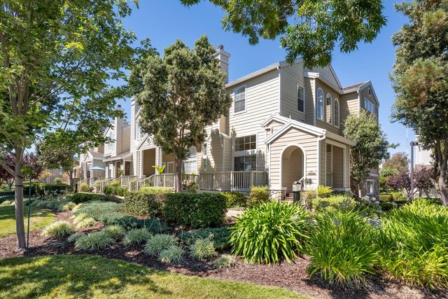 356 Meridian Dr, Redwood City, CA 94065