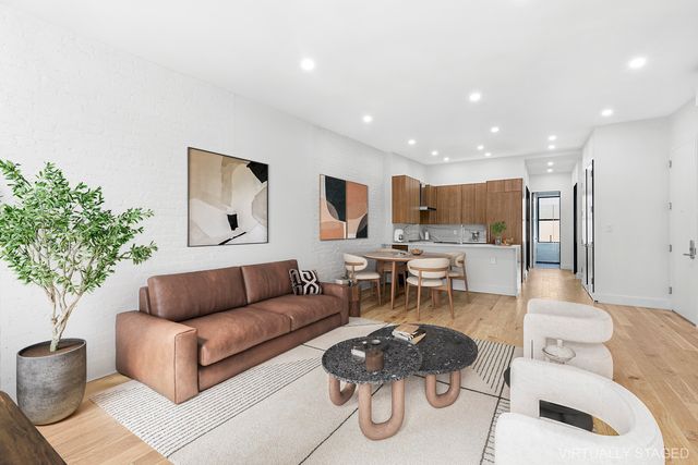 166 1st Ave #3, New York, NY 10009