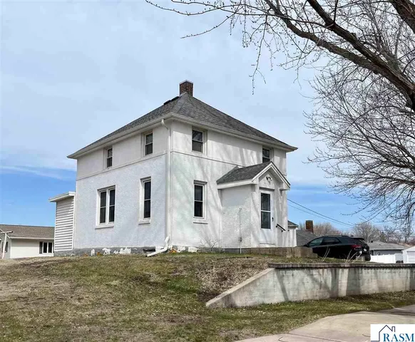 1100 N  Garden St, New Ulm, MN 56073