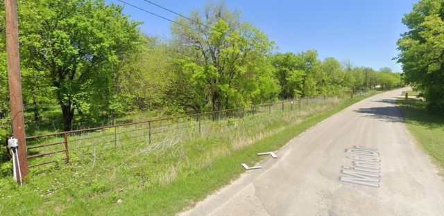 704 Mint Dr, Burleson, TX 76028