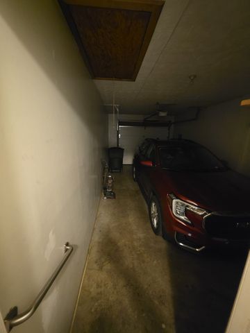 Address Not Disclosed, Warren, OH 44484