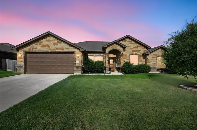 400 Juniper Dr, Troy, TX 76579