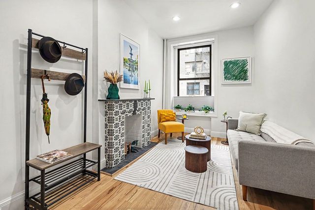 514 E  82nd St #1W, New York, NY 10028