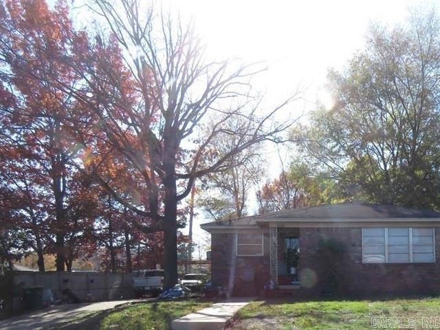 6101 Ridgecrest Dr, Little Rock, AR 72205