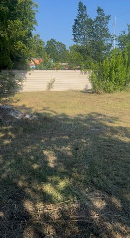 3431 Singleton Blvd, Dallas, TX 75212