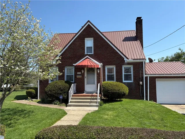 2613 Linden Ave, Aliquippa, PA 15001