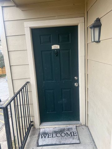 8100 Creekbend Dr #154, Houston, TX 77071