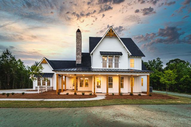 The Farmville Cottage Plan in Hunters Hill, Auburn, AL 36830