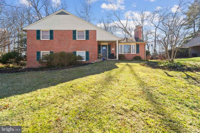 205 Lynncrest Ct, Lutherville Timonium, MD 21093