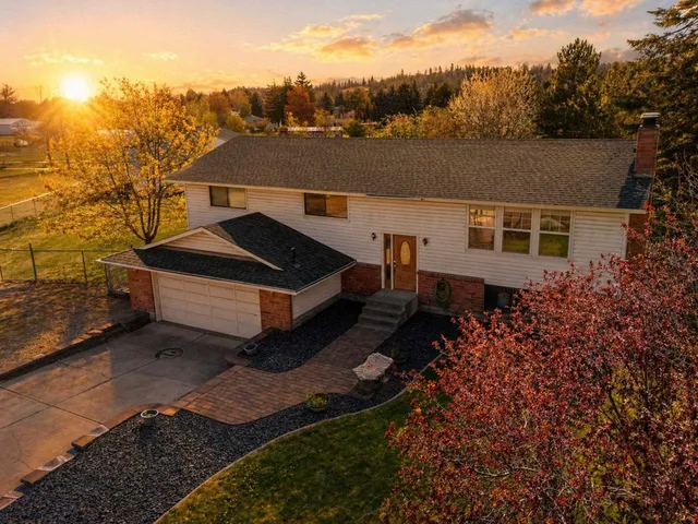 1217 S  Pioneer Ct, Veradale, WA 99037