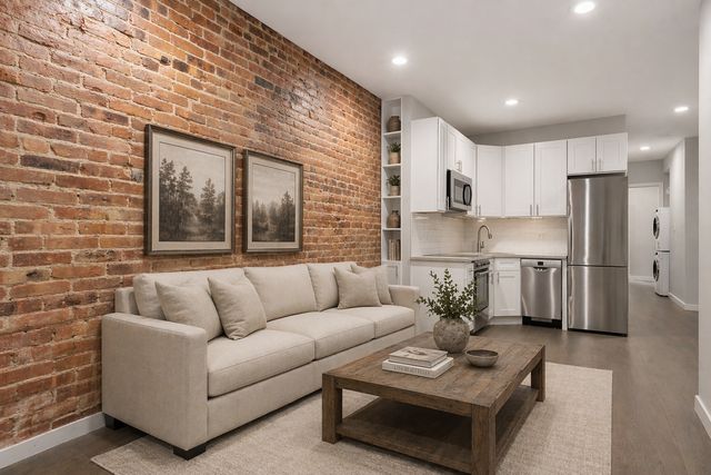 452 Amsterdam Ave #3S, New York, NY 10024