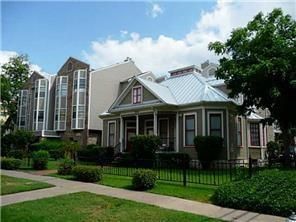 915 W  23rd St #211, Austin, TX 78705