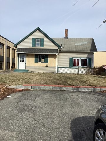 22 Mann St, Attleboro, MA 02703