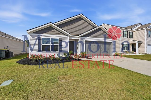 128 Skylark Rd, Bloomingdale, GA 31302