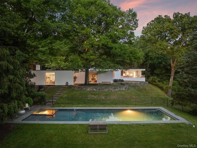 125 Davids Hill Road, Bedford Hills, NY 10507