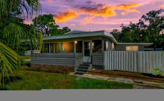 7493 Sealawn Dr, Spring Hill, FL 34606