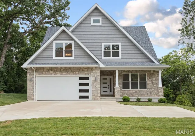 12830 Weber Hill Rd, Saint Louis, MO 63127