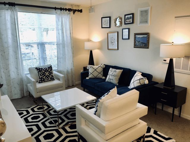 3550 Lake Center Dr #26-207, Mount Dora, FL 32757