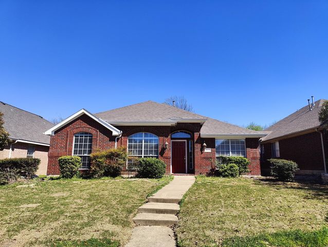 111 Parkhurst Ln, Allen, TX 75013