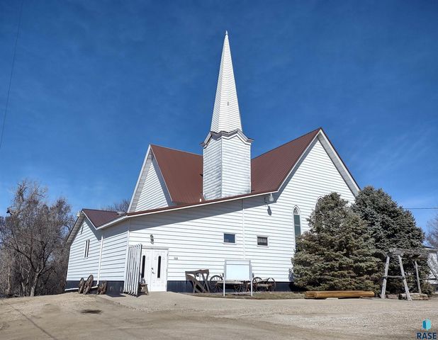 308 N  Commercial Ave, St Lawrence, SD 57373