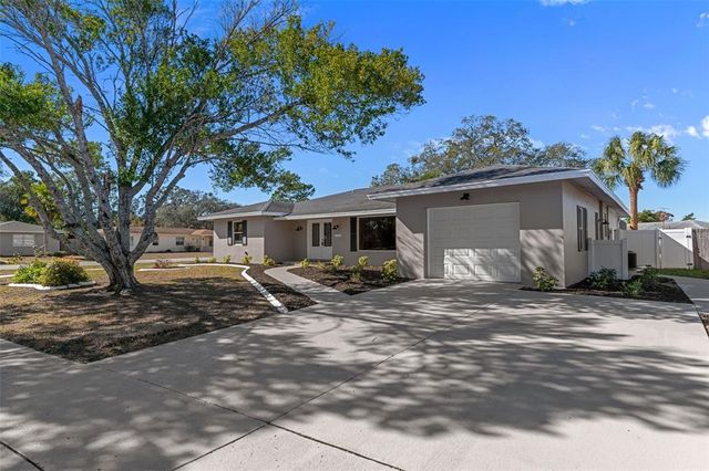 7337 Price St, Spring Hill, FL 34606