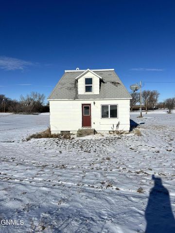 109 W  Northern Ave, Westby, MT 59275