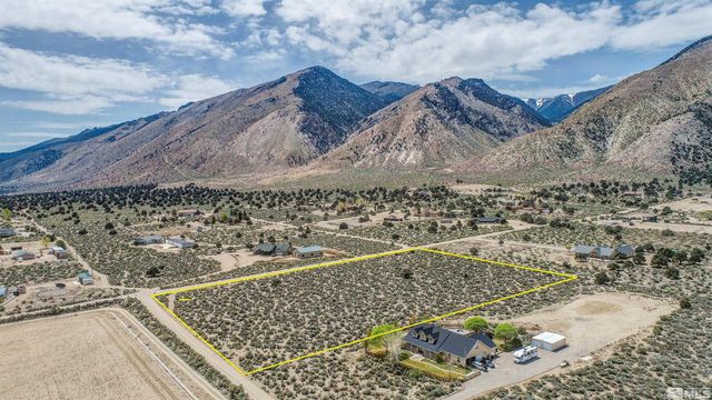 5 Red Canyon Rd, Wellington, NV 89444