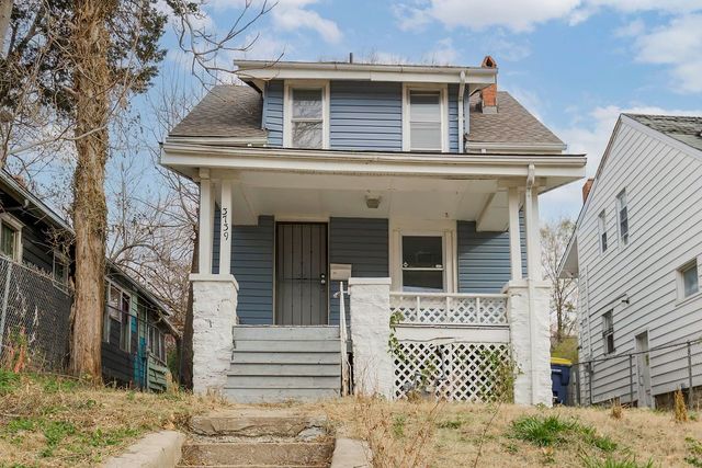 3739 S  Benton Ave, Kansas City, MO 64128