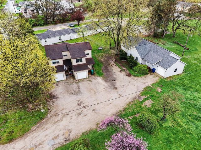 488 Florence Rd, Constantine, MI 49042