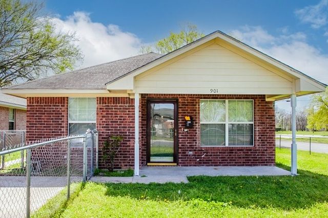 901 Calumet St, Waco, TX 76704