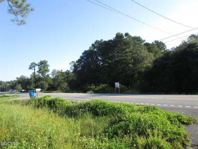 Highway 613, Moss Pt, MS 39563