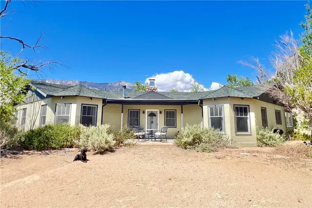 330 Sage Flats Dr, Olancha, CA 93549