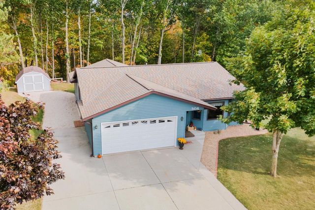 306 Moraine DRIVE, Elkhart Lake, WI 53020