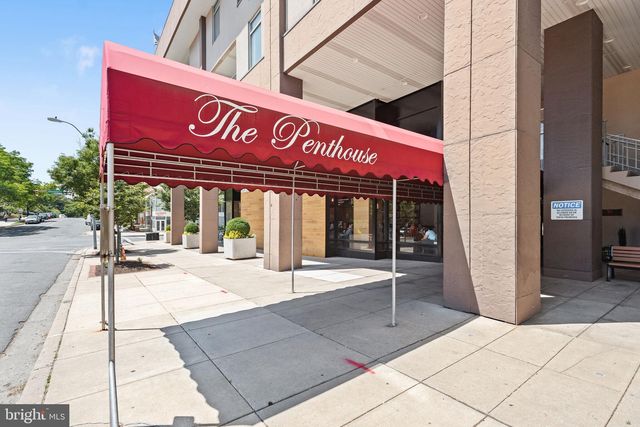 28 Allegheny Ave #2110, Towson, MD 21204
