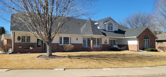 3212 20th Ave, Kearney, NE 68845