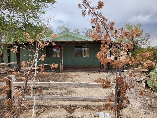 47078 Fairview Rd, Newberry Springs, CA 92365