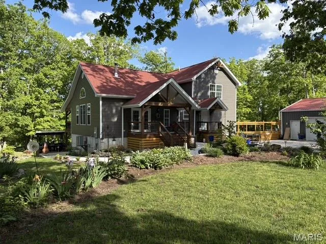 26 Skyline Dr N, New Florence, MO 63363