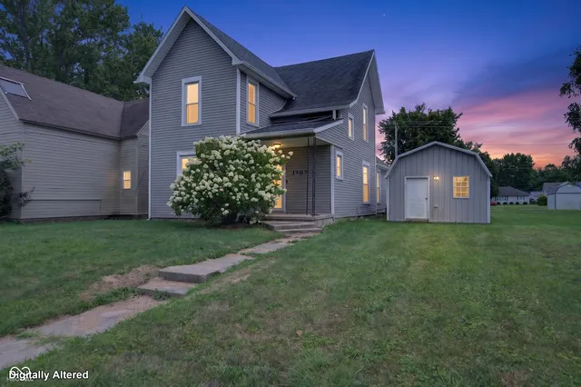 1909 S  J St, Elwood, IN 46036