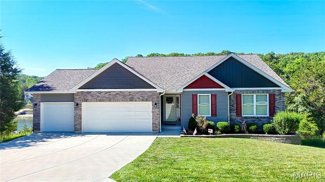 10162 Lake Ridge Dr, Hillsboro, MO 63050