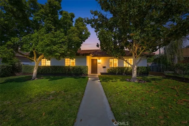 1915 Ervilla Pl, Pomona, CA 91767