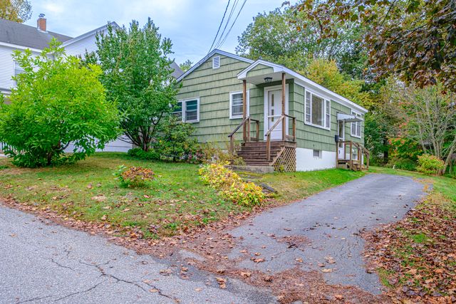 23 Bodge Street, South Portland, ME 04106