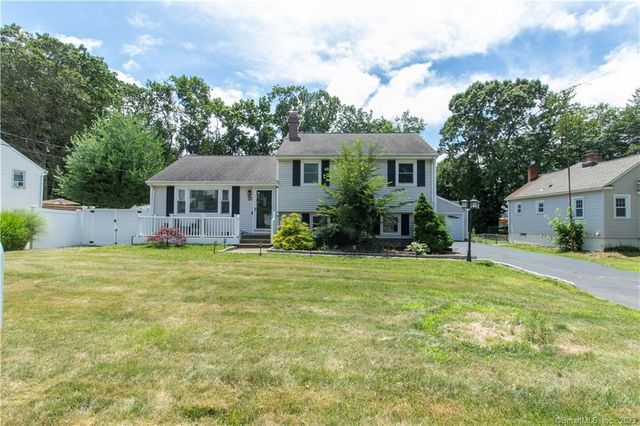 86 Indian River Rd, Milford, CT 06460