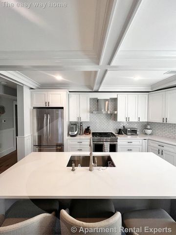 83 Conwell Ave #3, Somerville, MA 02144