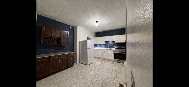 2 McMaster St #1, Auburn, NY 13021