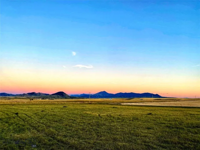 2 Whiskey Flat Rd, Highwood, MT 59450