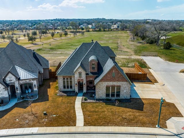 1357 Crown Valley Dr, Weatherford, TX 76087