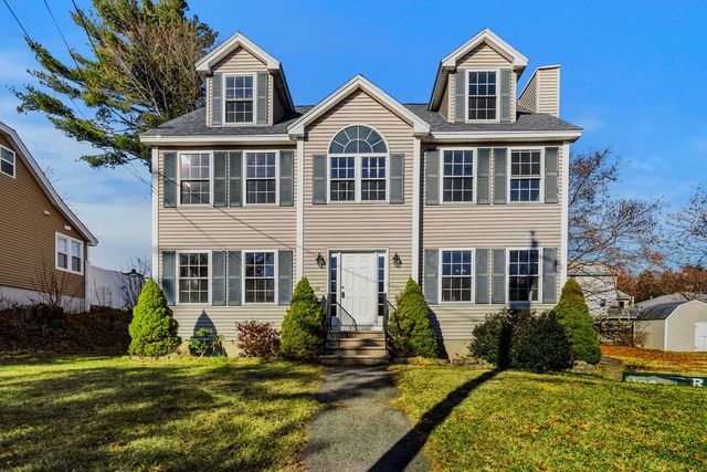 32 Honora Ave, Dracut, MA 01826