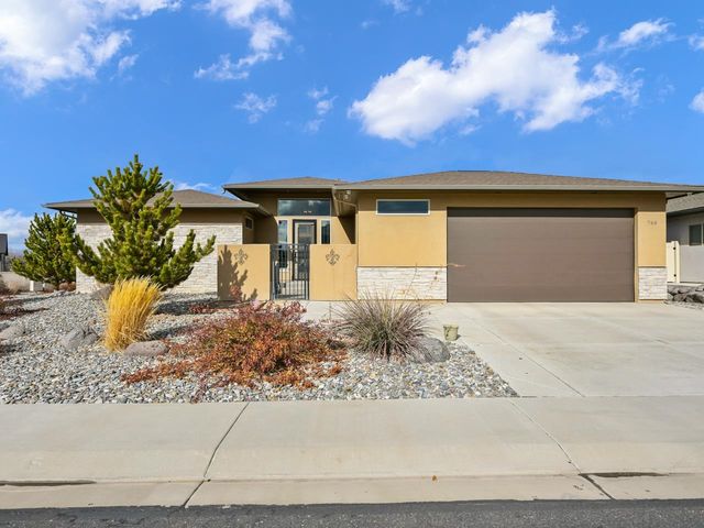 748 Ruby Ranch Dr, Grand Junction, CO 81505